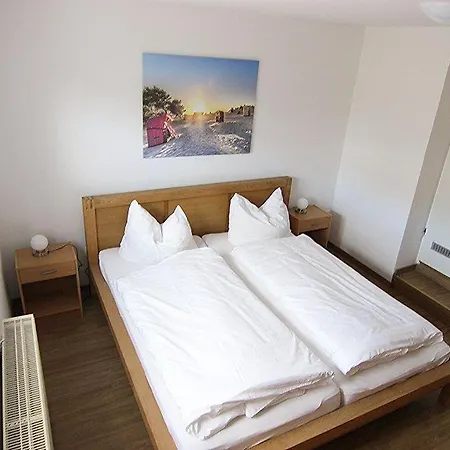 Haus-rena-wohnung-1 Appartement Borkum